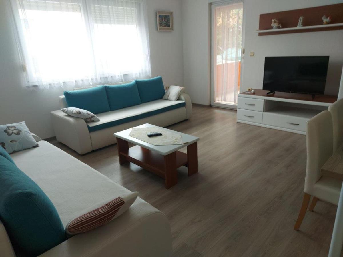 Bluegum Apartments Ližnjan エクステリア 写真